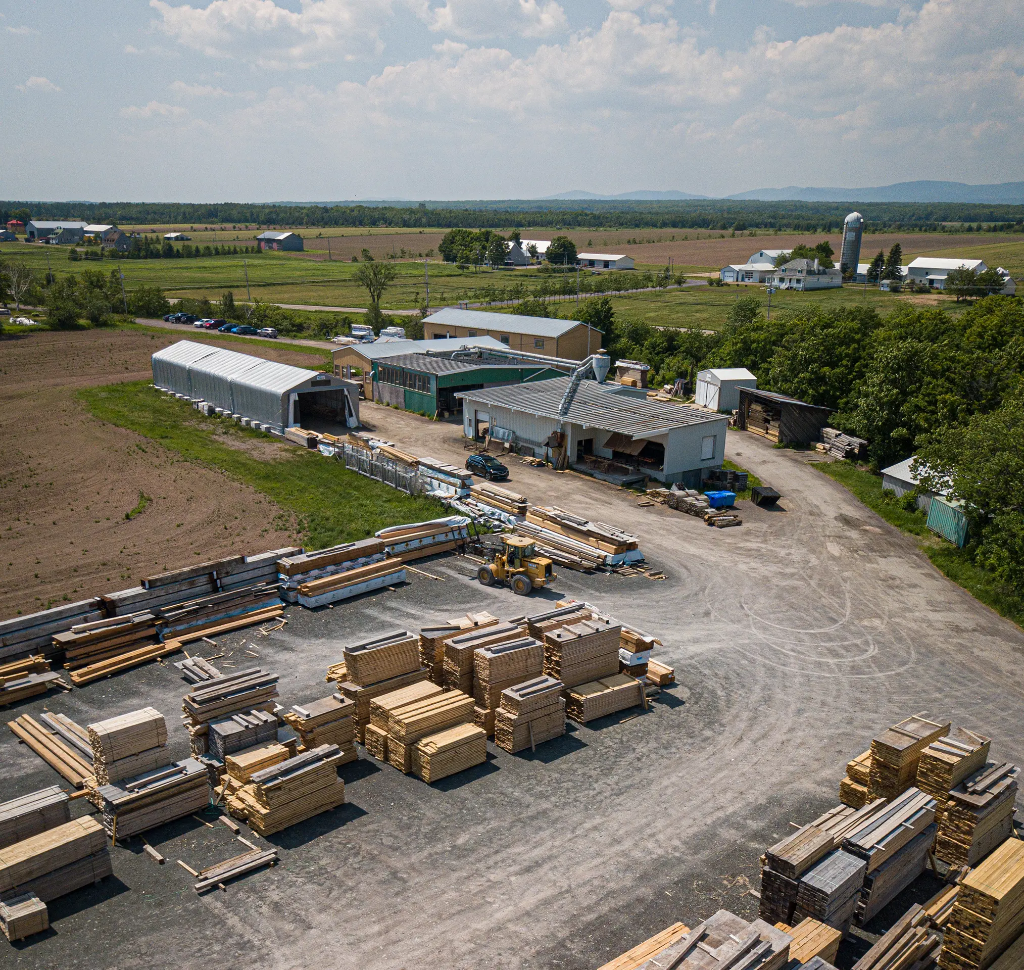 De Bois Blouin, fabrication et vente des produits de bois massif à Québec - Carrière